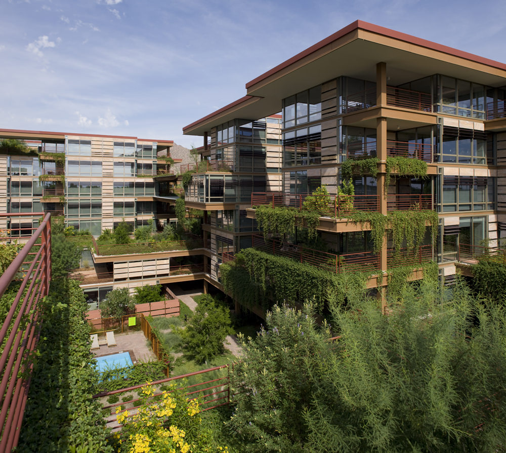 Optima Camelview courtyard and green space