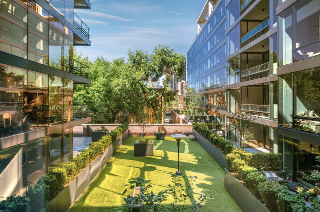 PetFriendly Amenities at Optima Lakeview Optima